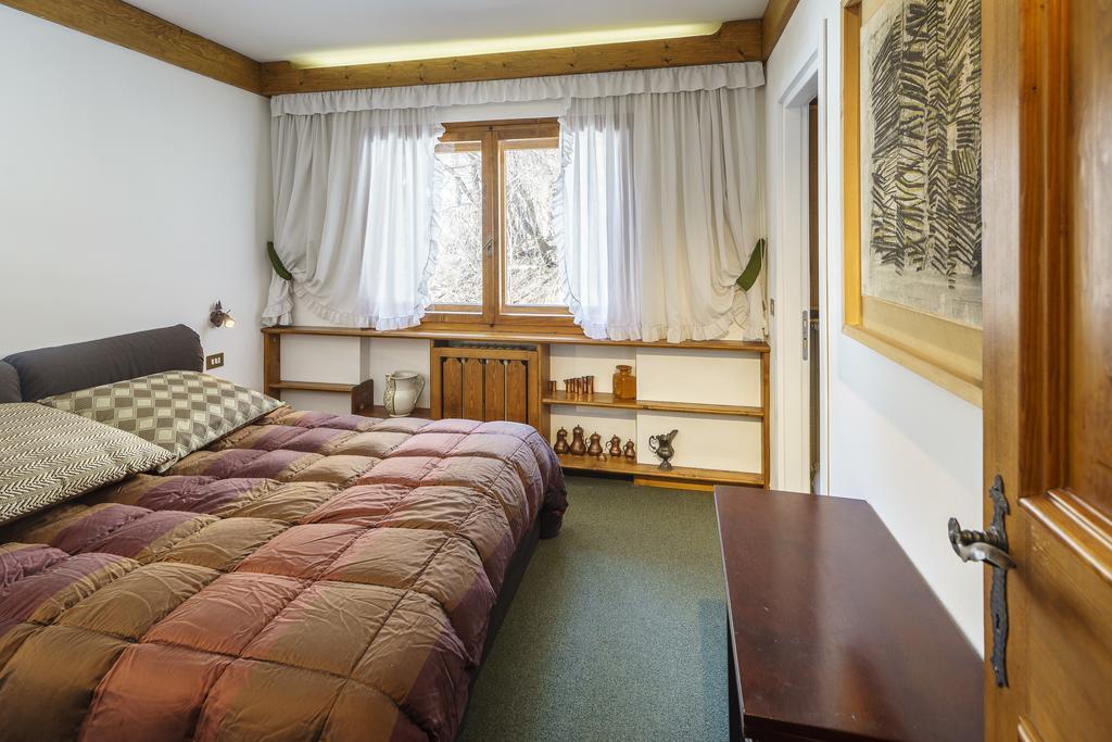 Villa Franchetti - Stayincortina كورتينا دامبيتزو المظهر الخارجي الصورة
